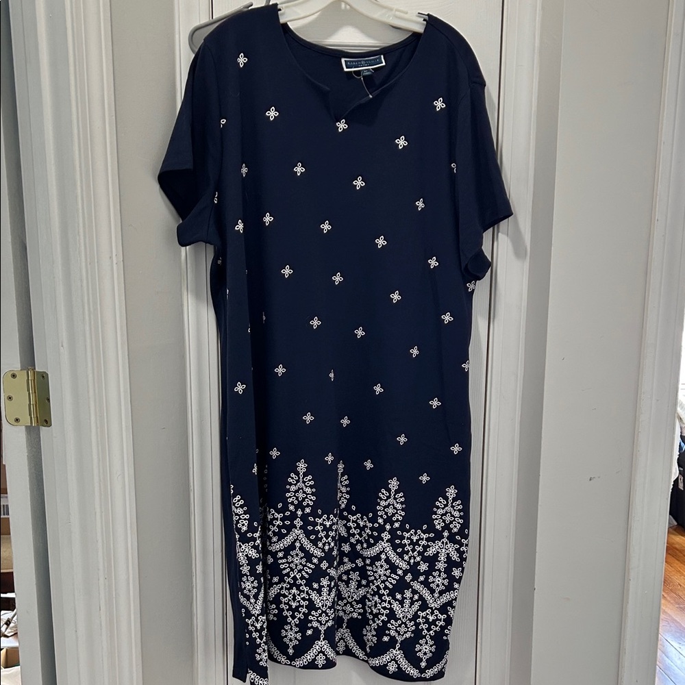 Karen Scott Navy Midi Dress with White Embroidery